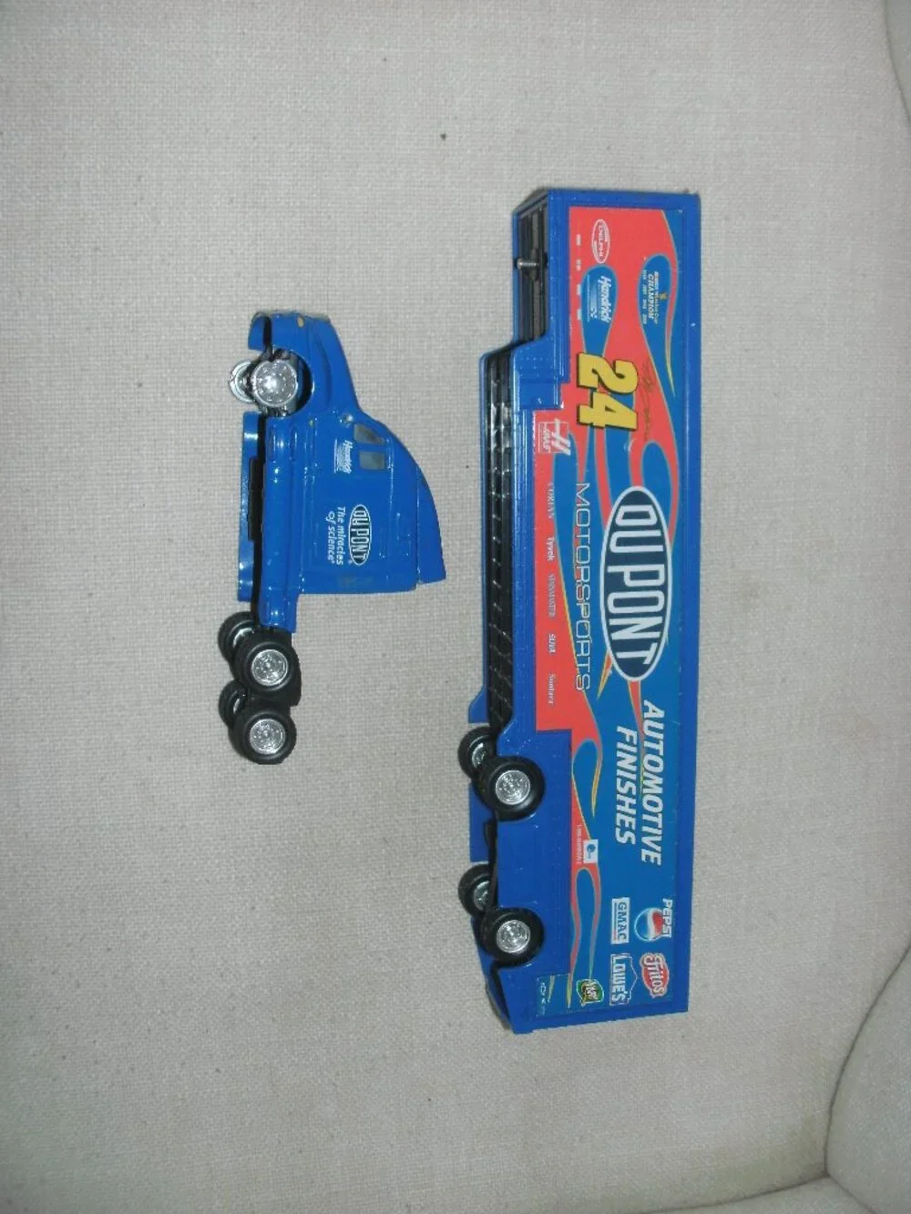 Jeff Gordon 24 DuPont Hendrick Motorsports Racing Hauler Blue Semi Truck 13